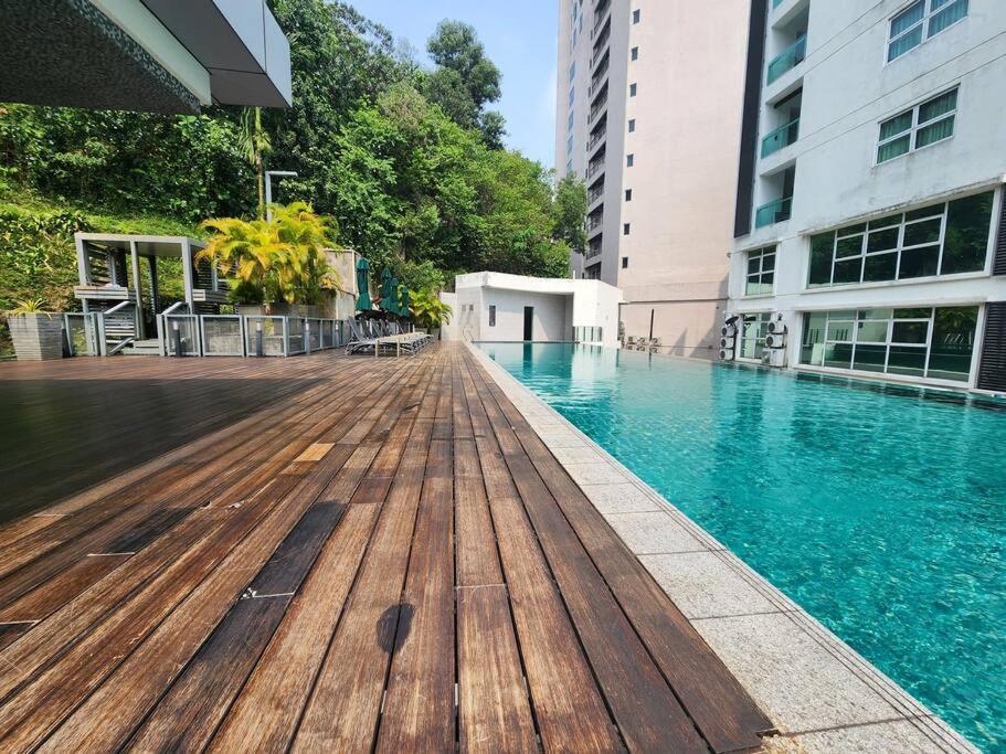 Kl Dorsett Damas Urban Garden Suite-f-parking, Self C-in * Kuala Lumpur